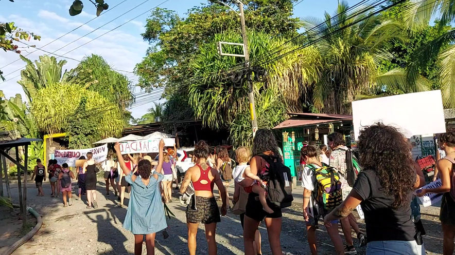 Frauenmarsch Puerto Viejo